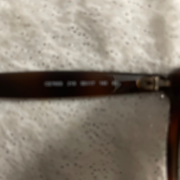 Chloe - Picture 7 of 8